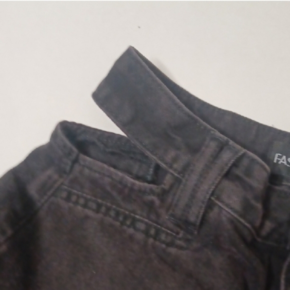 Women's Chic Black Wide-Leg Pants - Picture 11 of 14